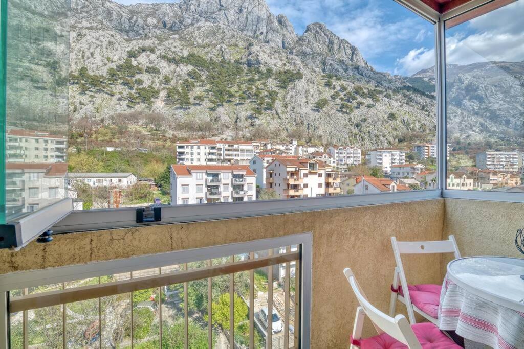 Cozy Nest Apartment- Central And Seaboard With Elevator Kotor Exteriör bild