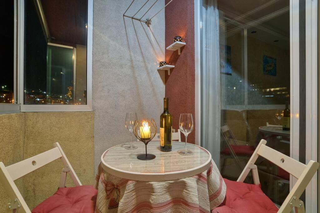 Cozy Nest Apartment- Central And Seaboard With Elevator Kotor Exteriör bild